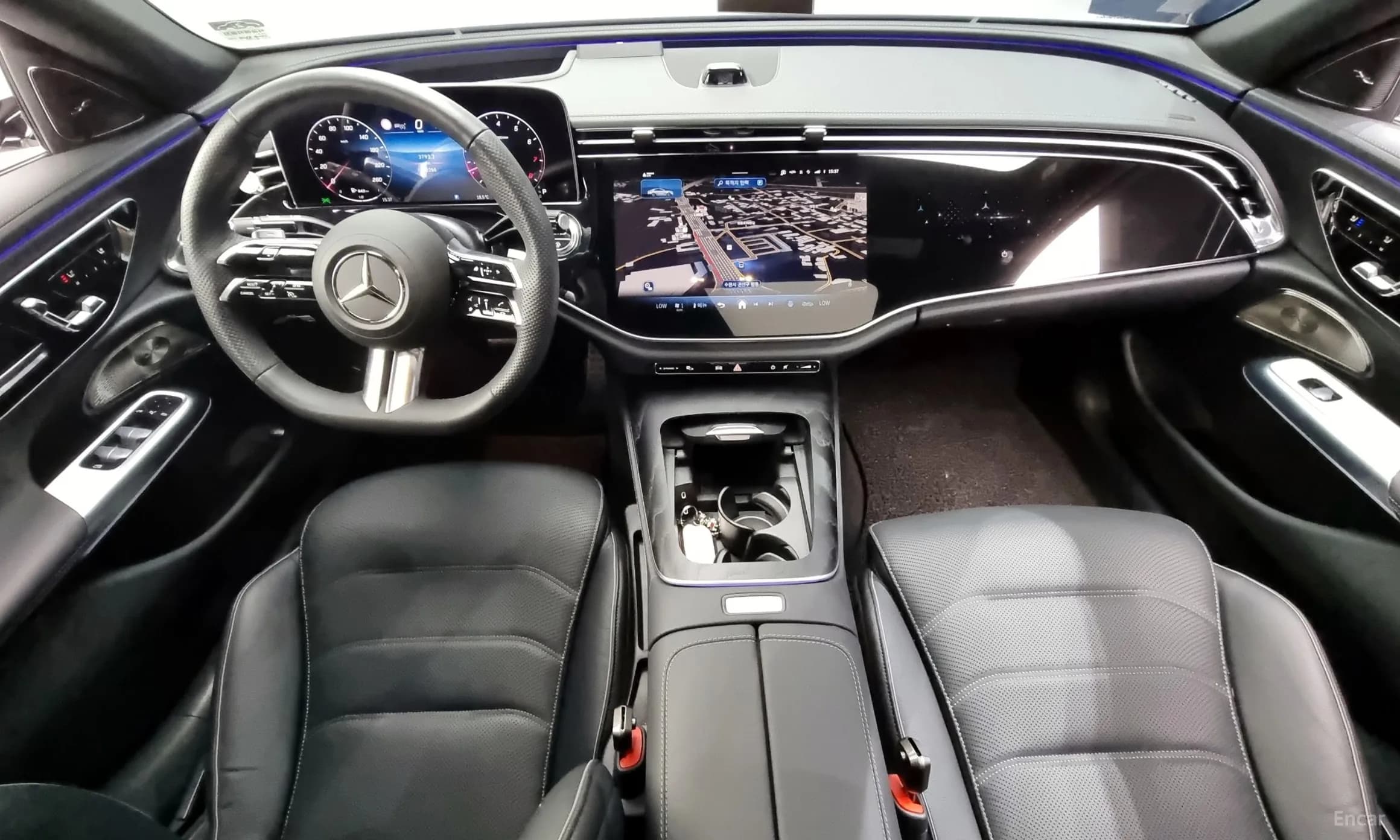 E-Class W214