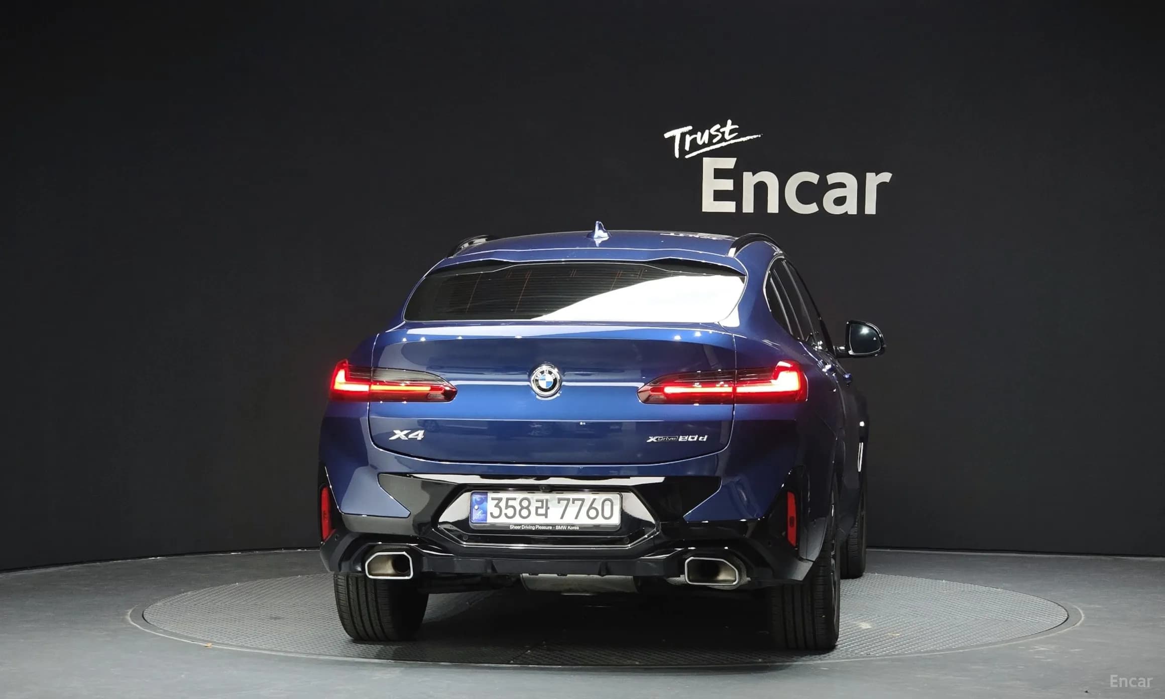 X4 (G02)