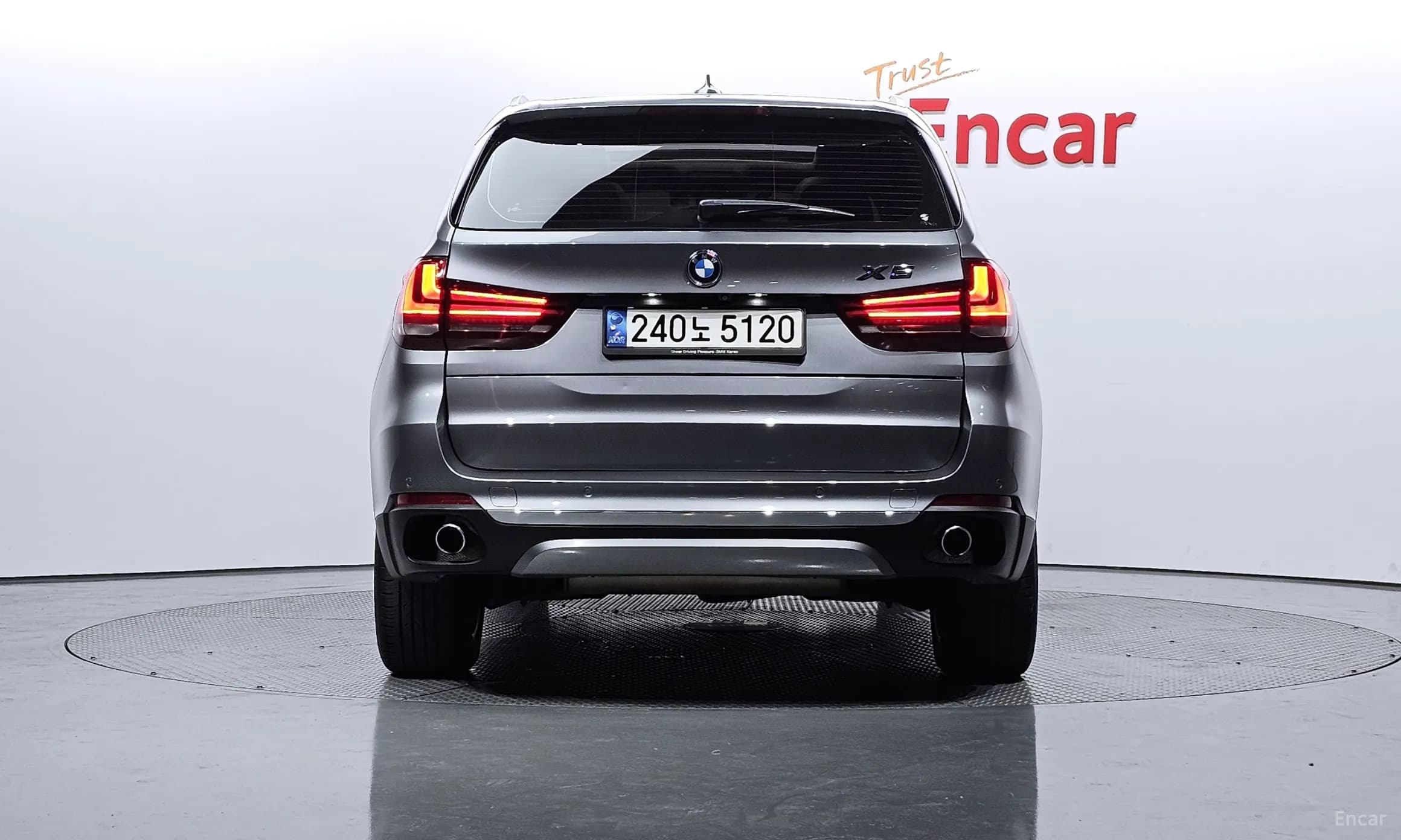X5 (F15)