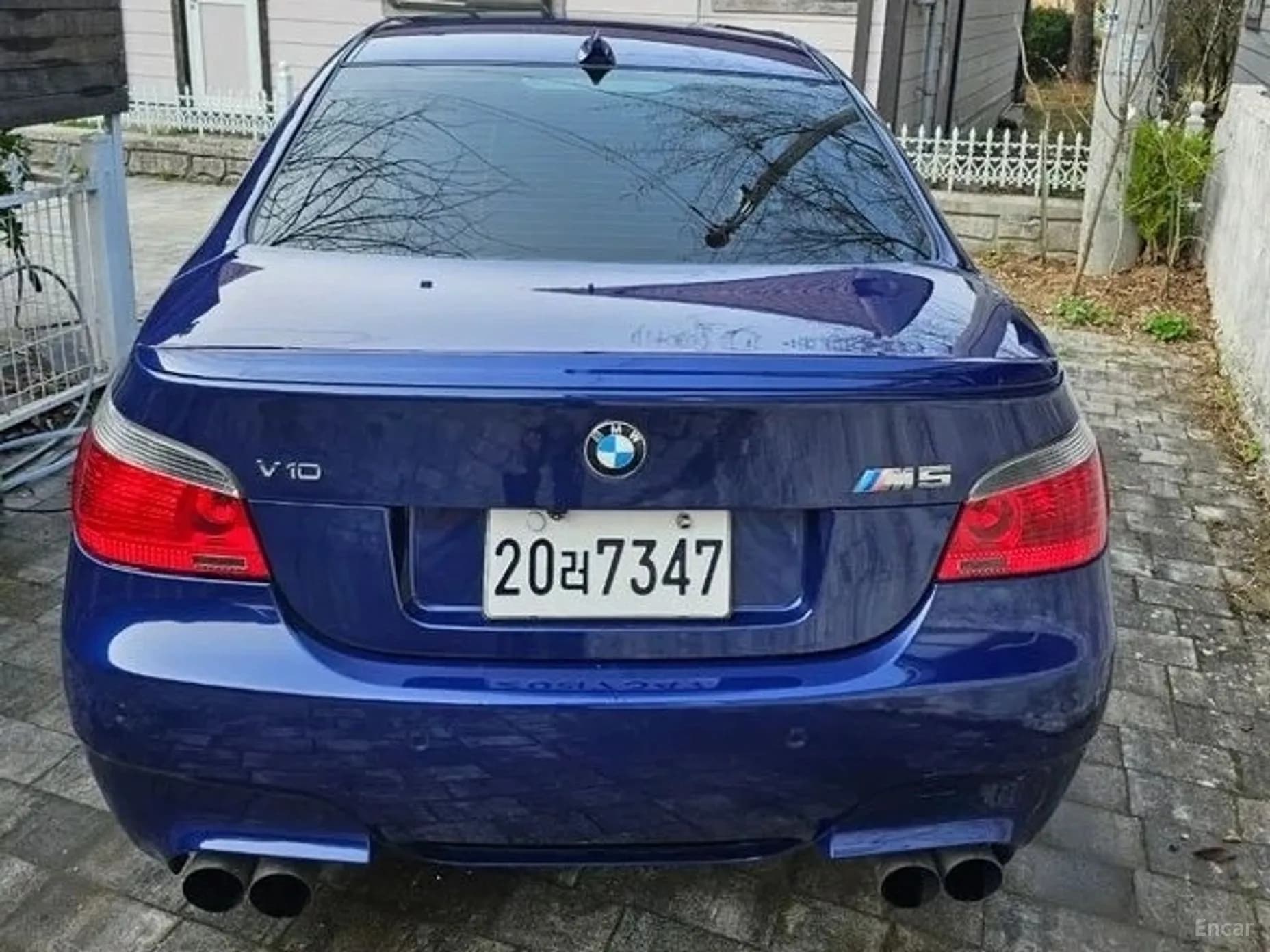 M5 (E60)
