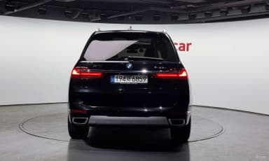 X7 (G07)