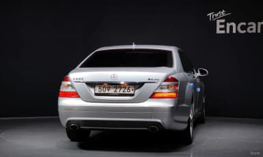 S-Class W221