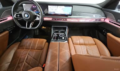 7 Series (G70)