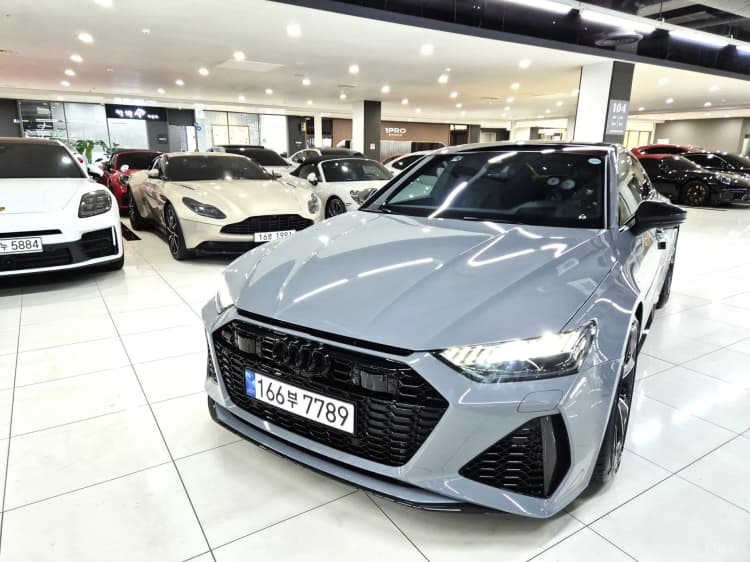 RS7 (4K)