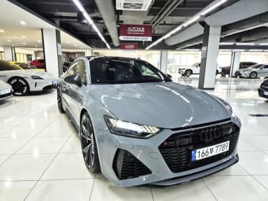 RS7 (4K)