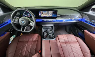 7 Series (G70)