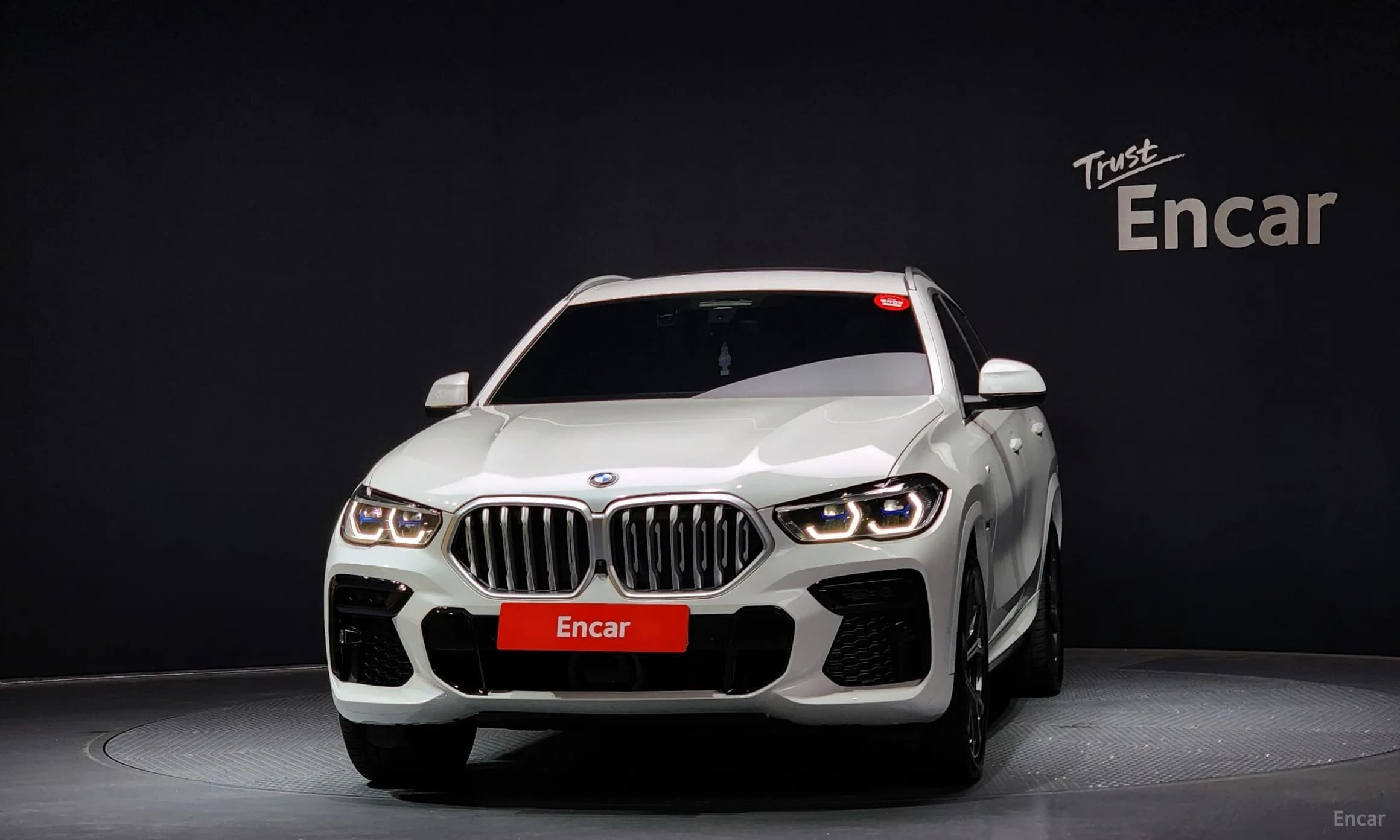 X6 (G06)