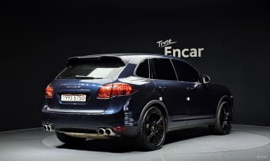 New Cayenne