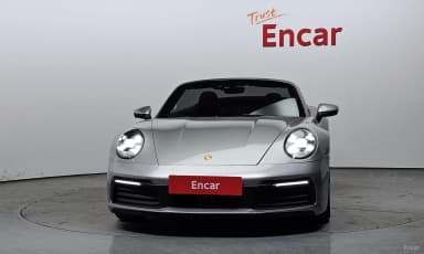 911 (992)