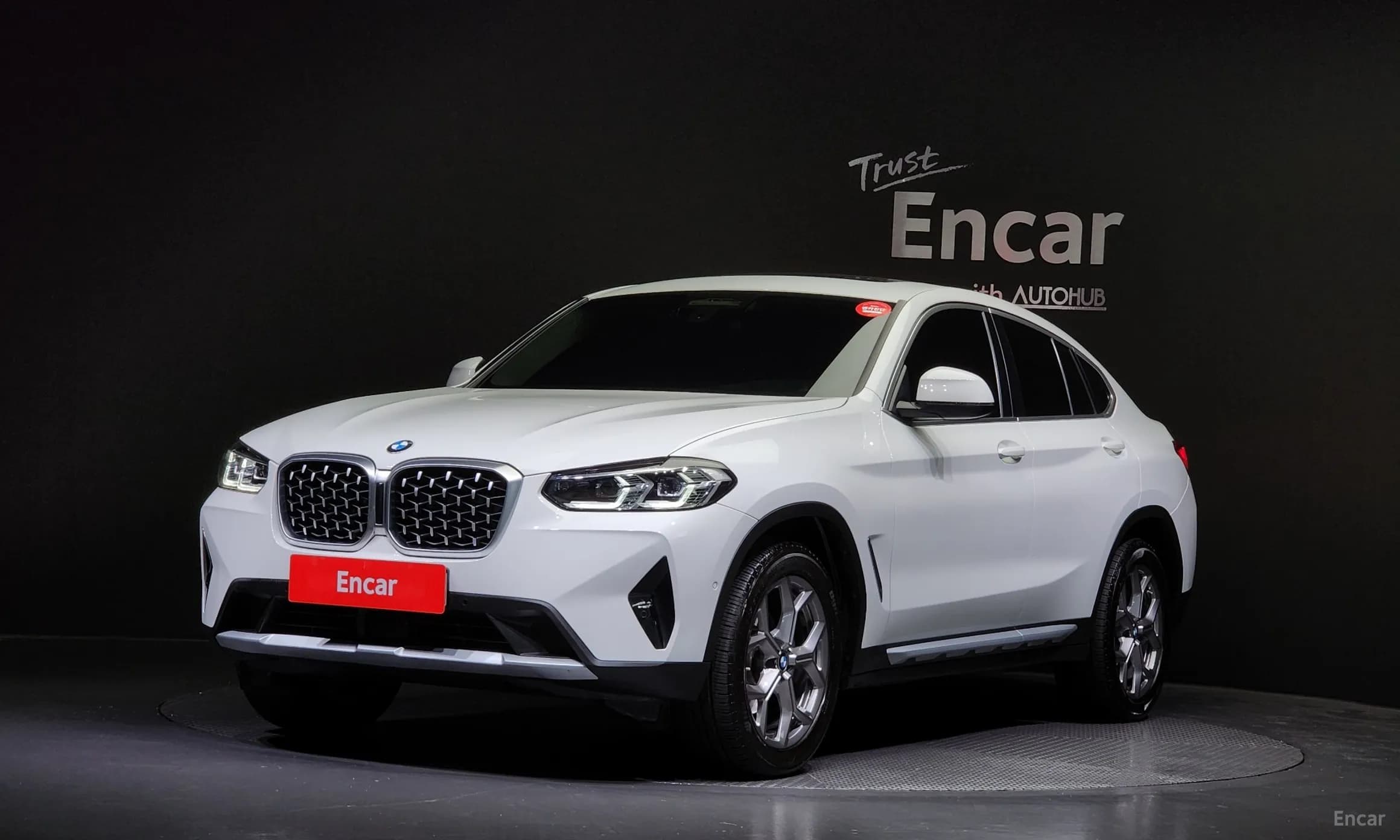 X4 (G02)