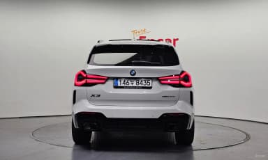 X3 (G01)
