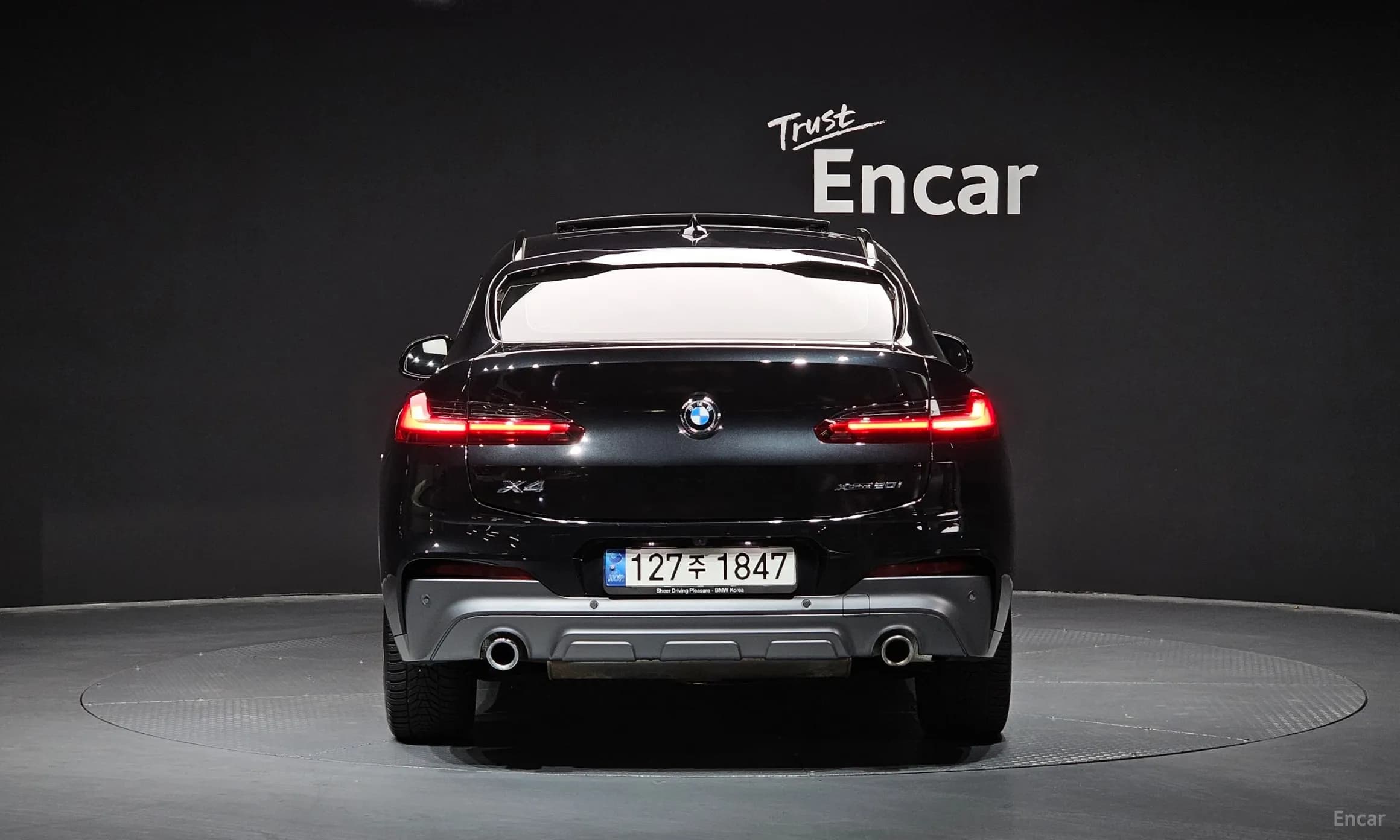 X4 (G02)