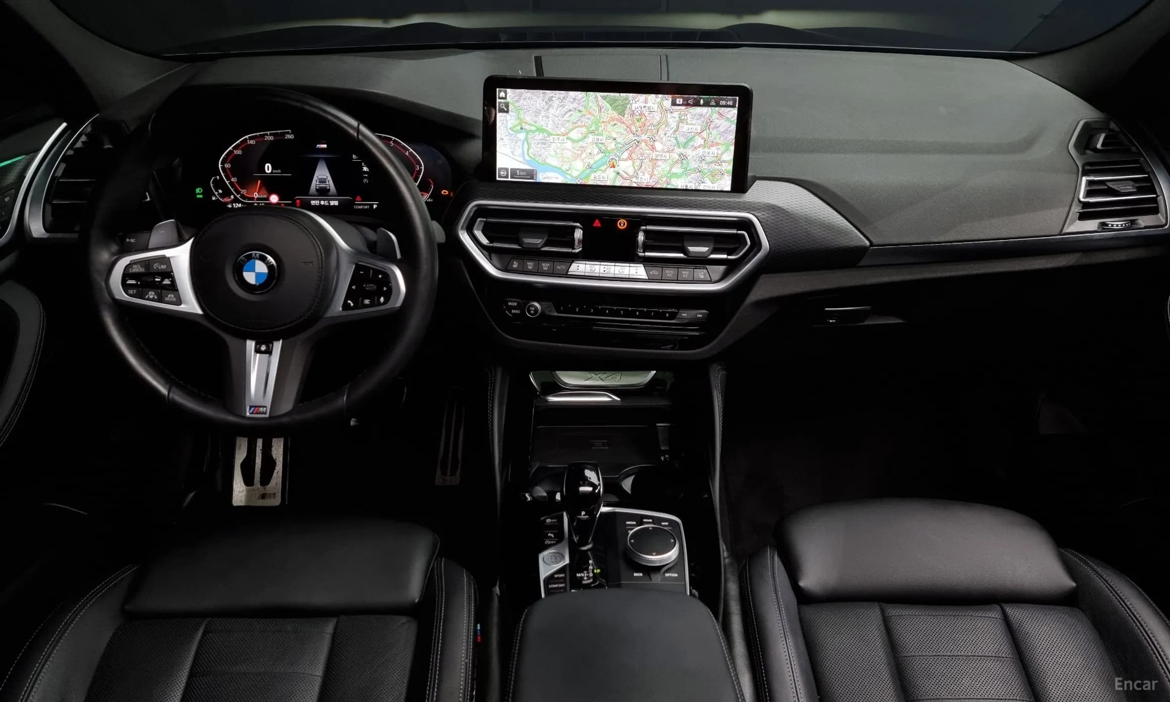 X4 (G02)
