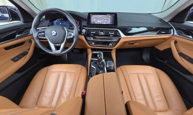 5 Series (G30)