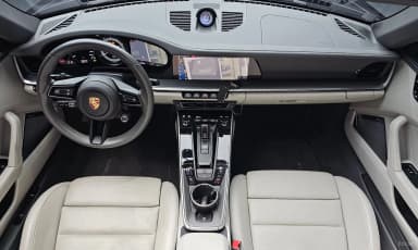 911 (992)