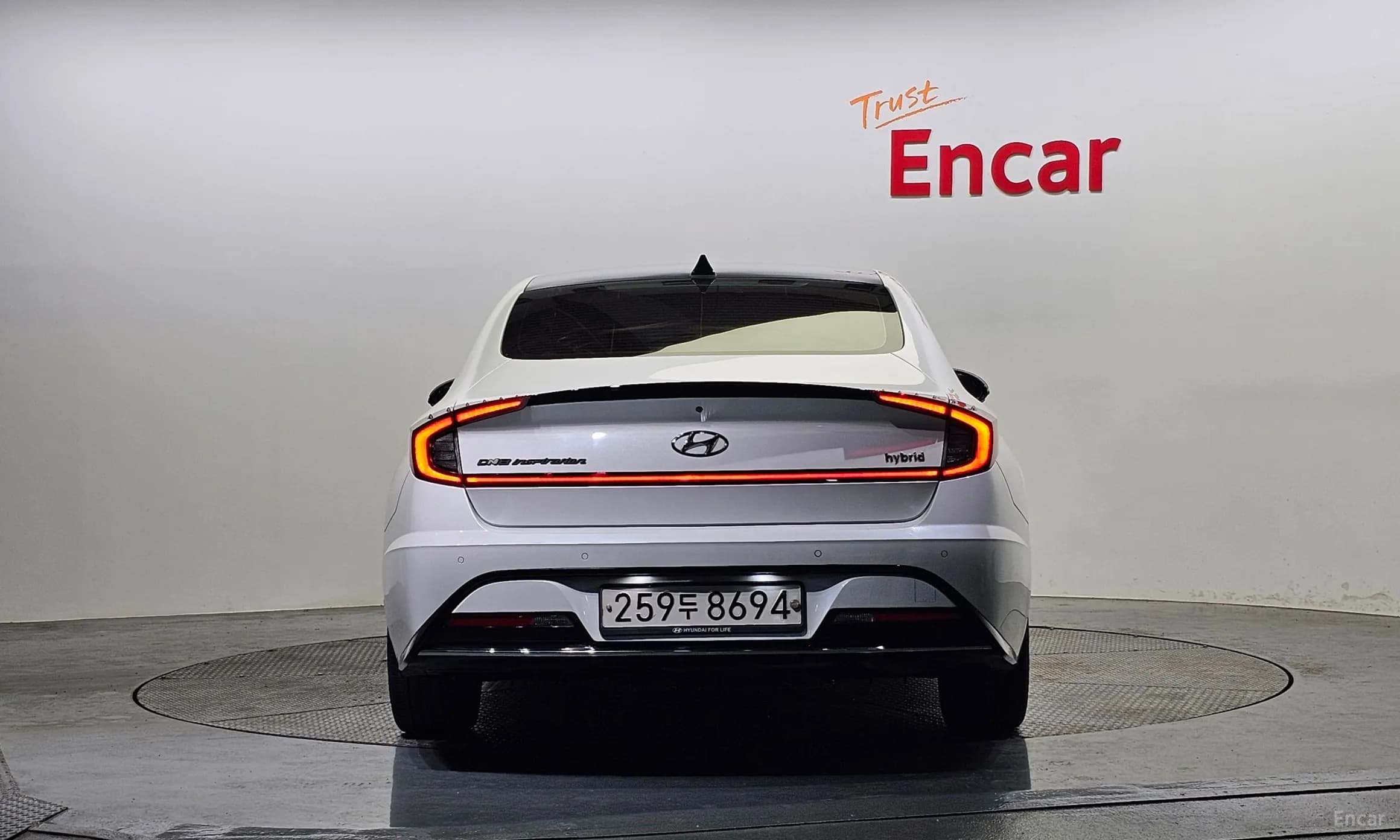 Sonata Hybrid (DN8)