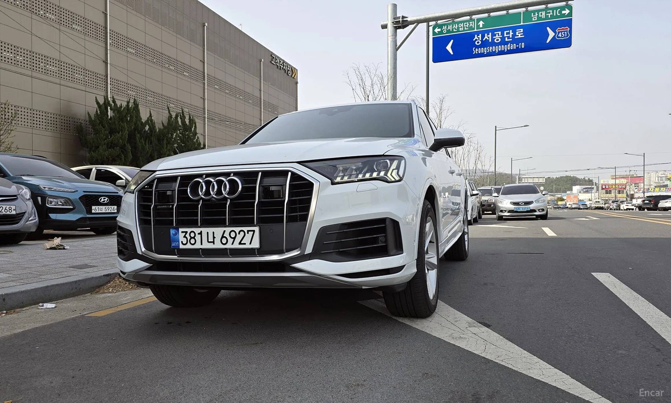 Q7 (4M)