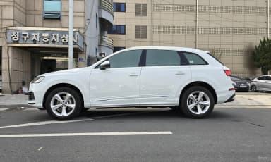 Q7 (4M)