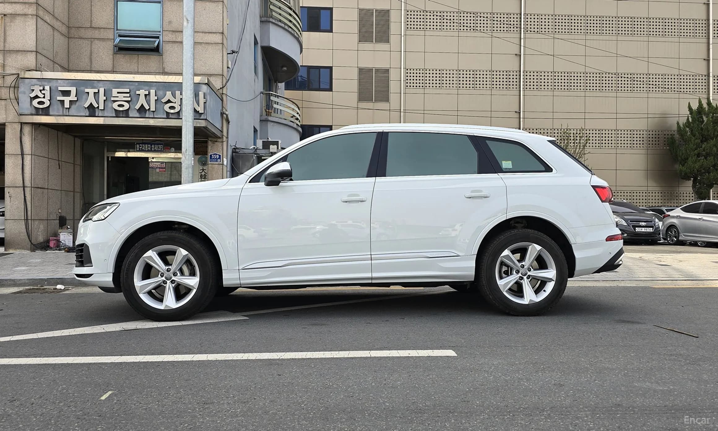 Q7 (4M)