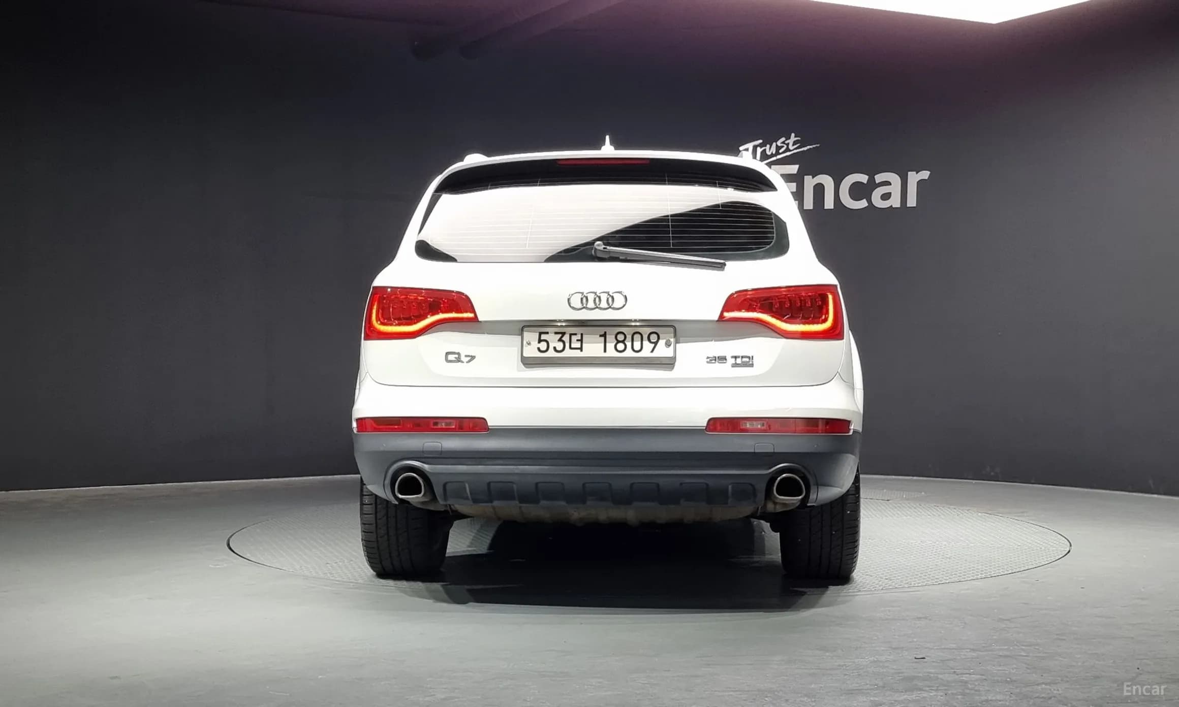 Q7