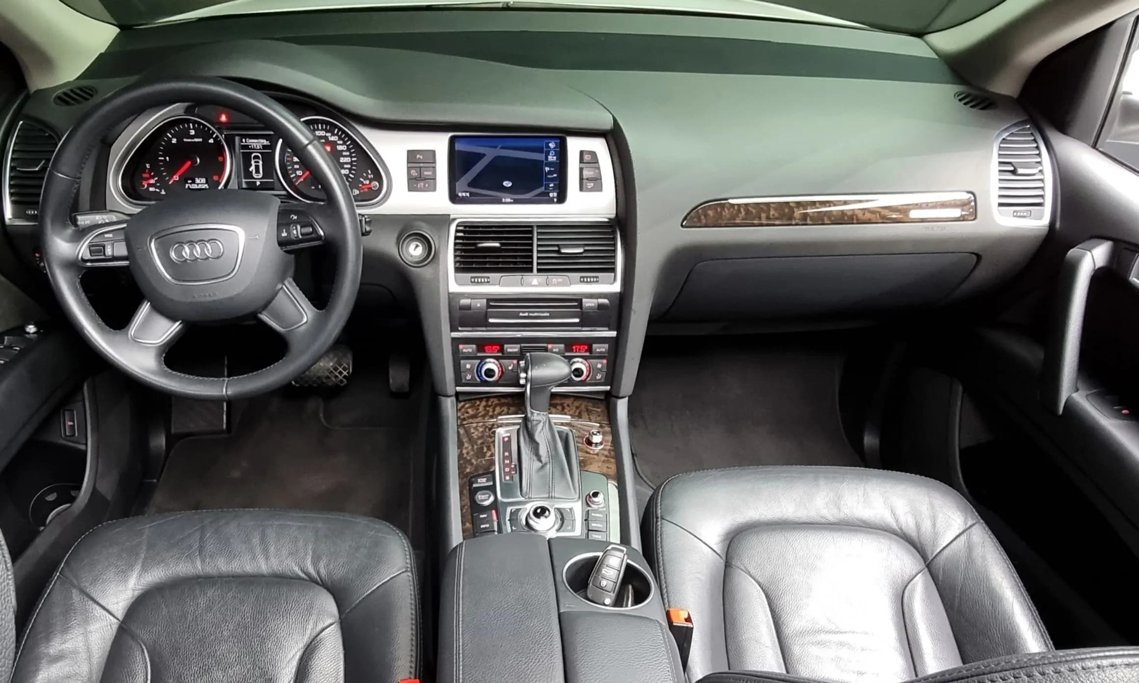 Q7