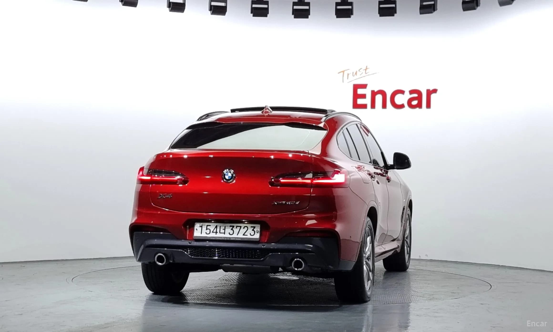 X4 (G02)