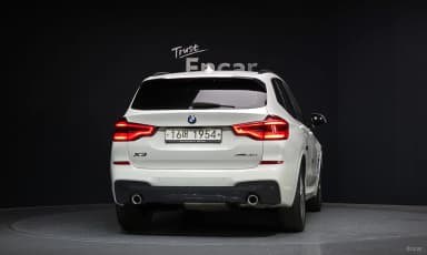 X3 (G01)