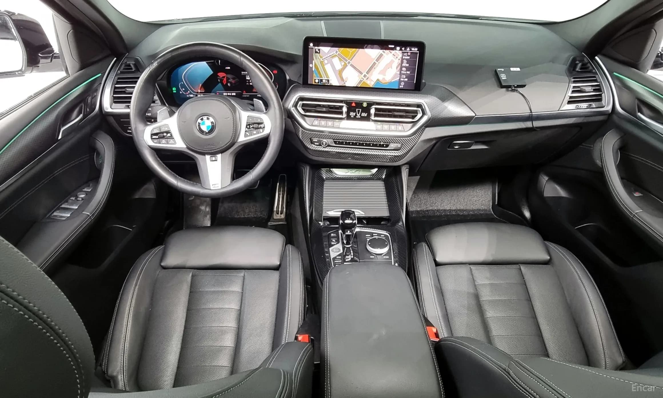X4 (G02)