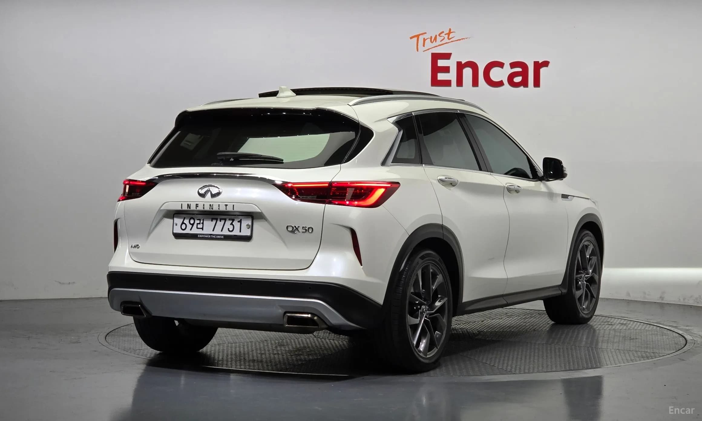 QX50 (P71A)