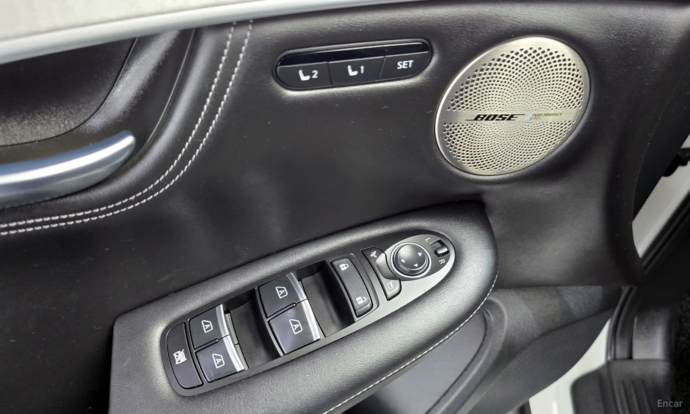 QX50 (P71A)