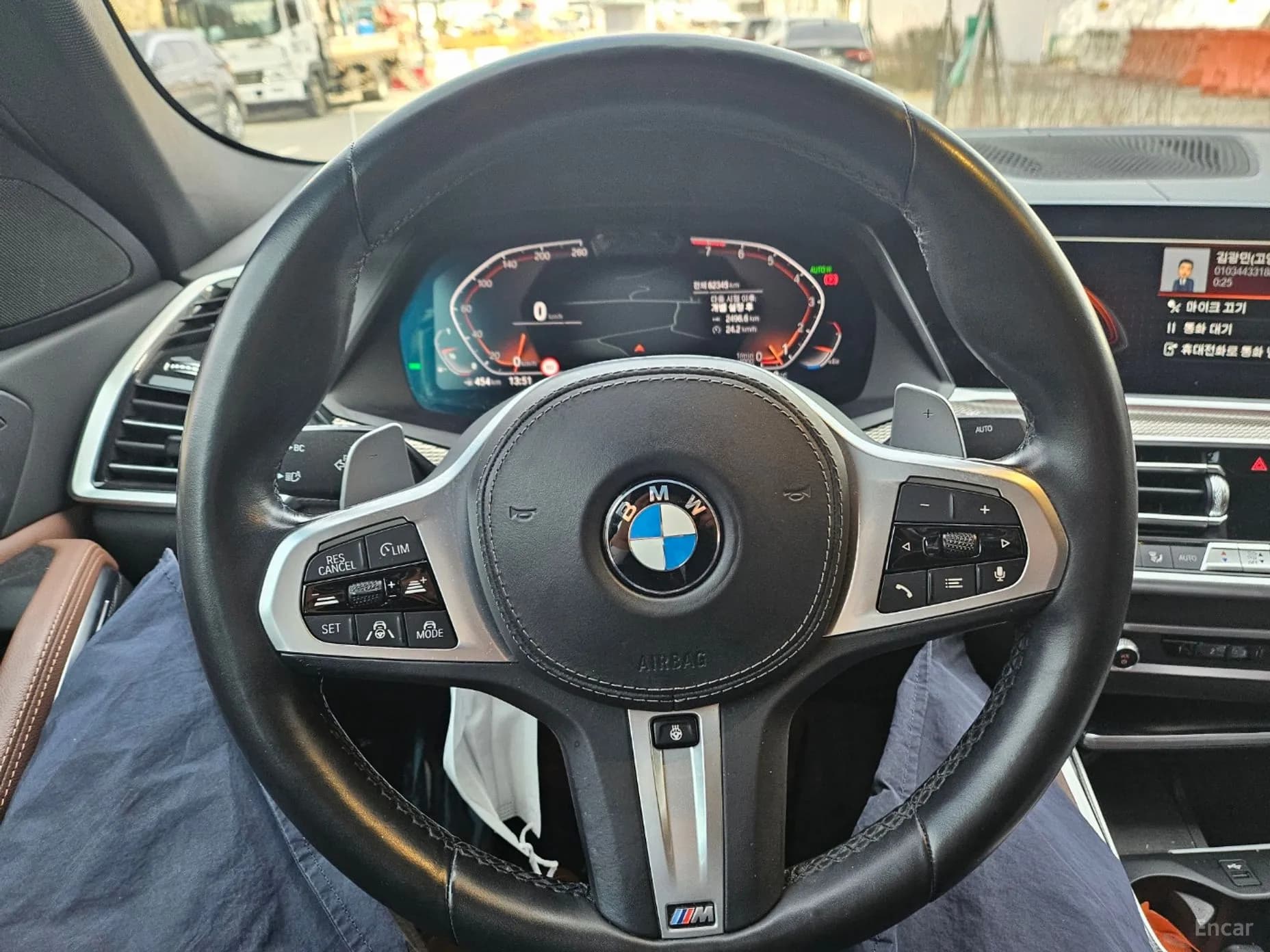 X6 (G06)