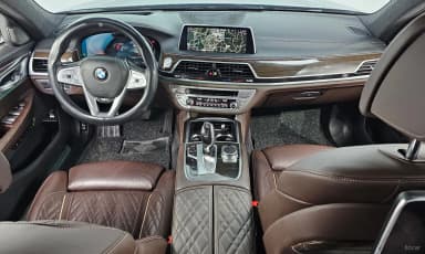 7 Series (G11)