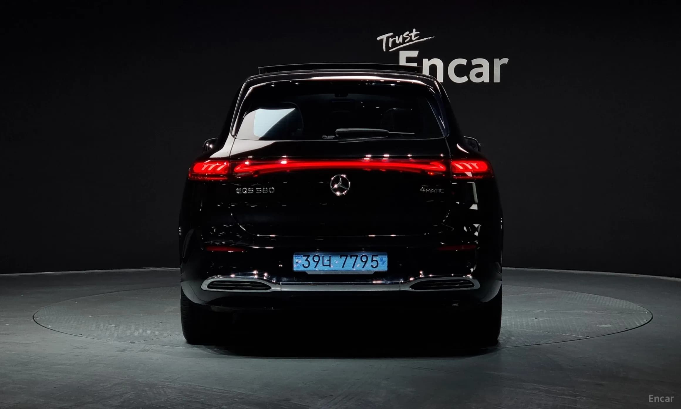 EQS SUV X296