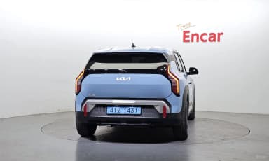 EV3