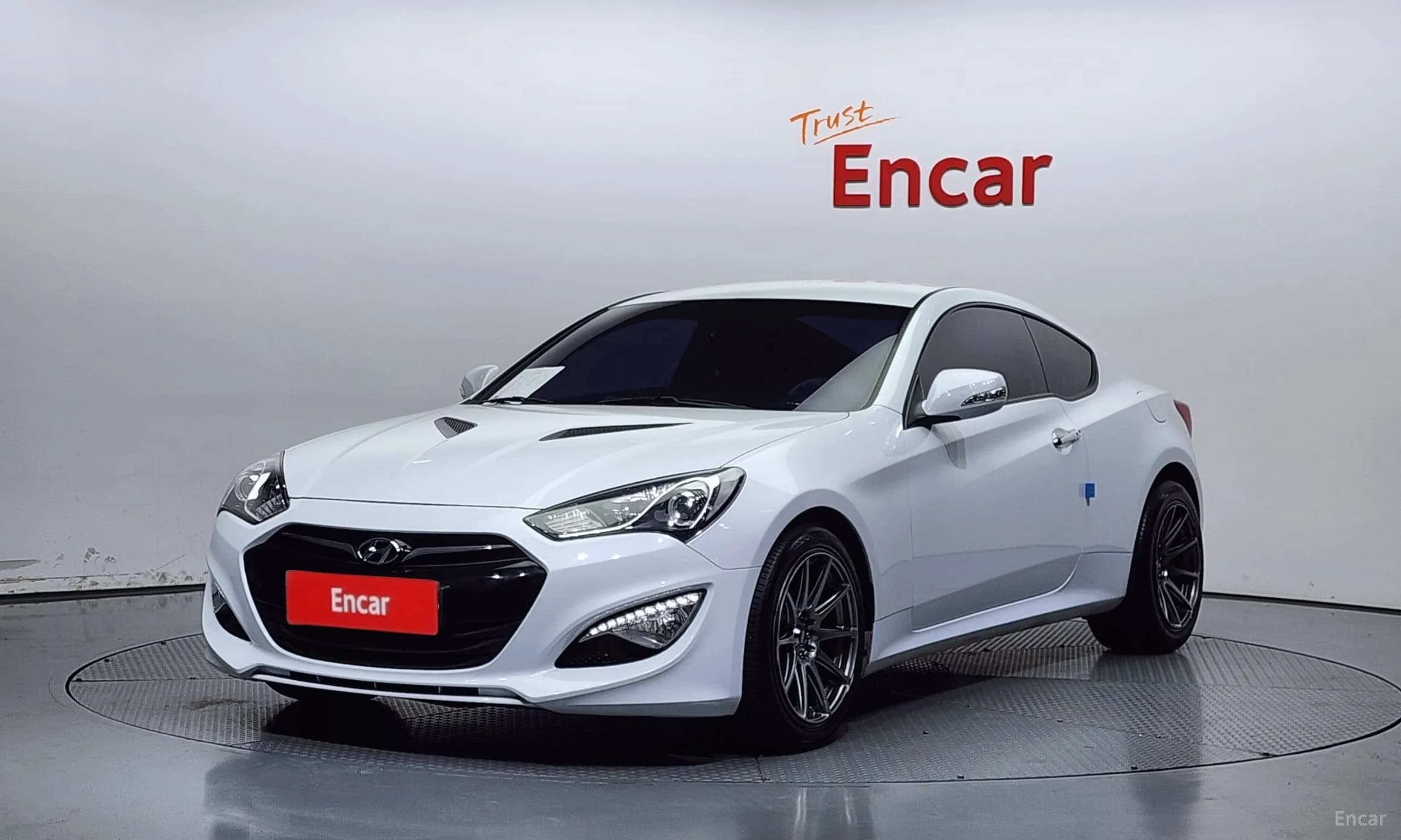 Genesis Coupe