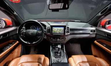 Rexton Sports Khan