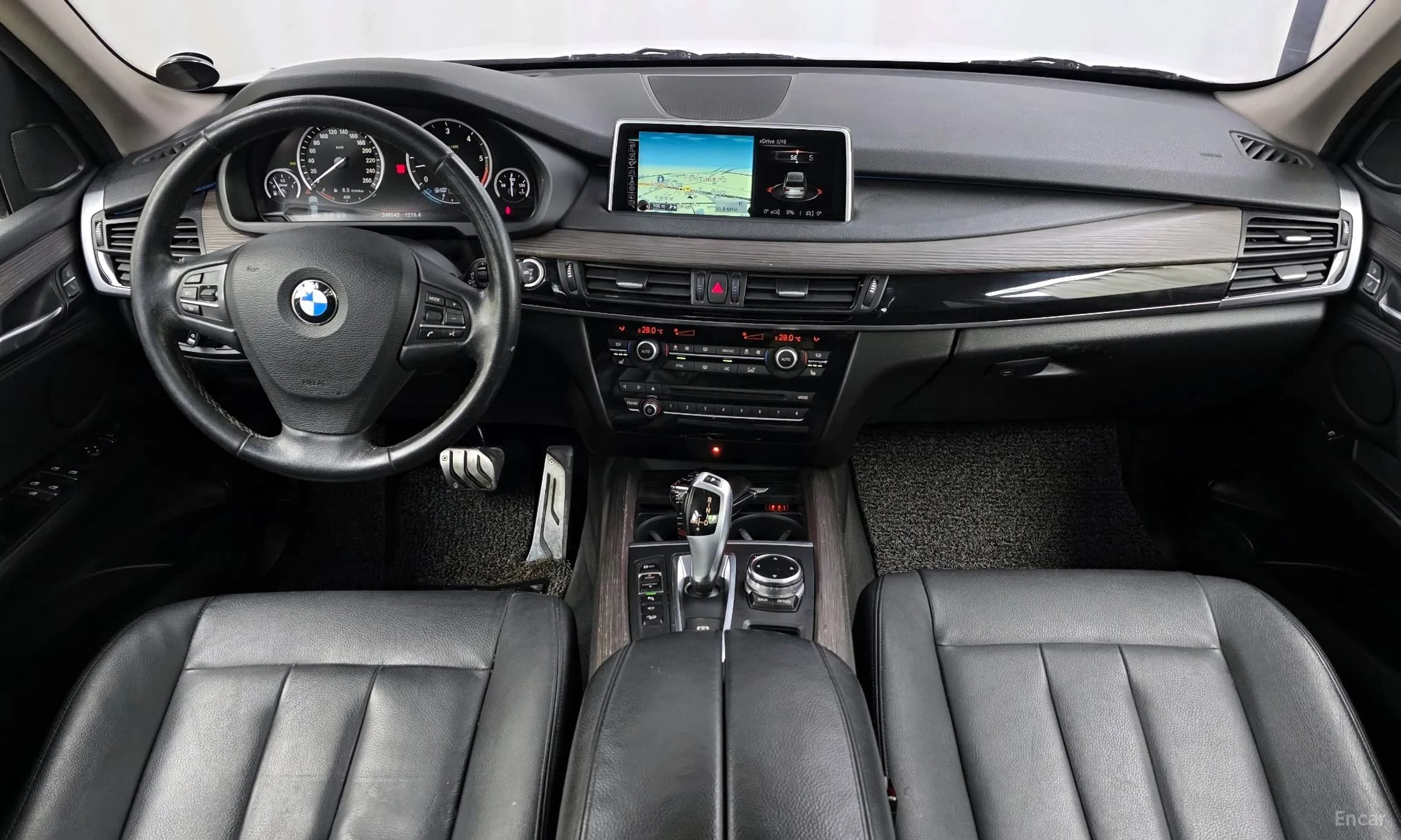 X5 (F15)