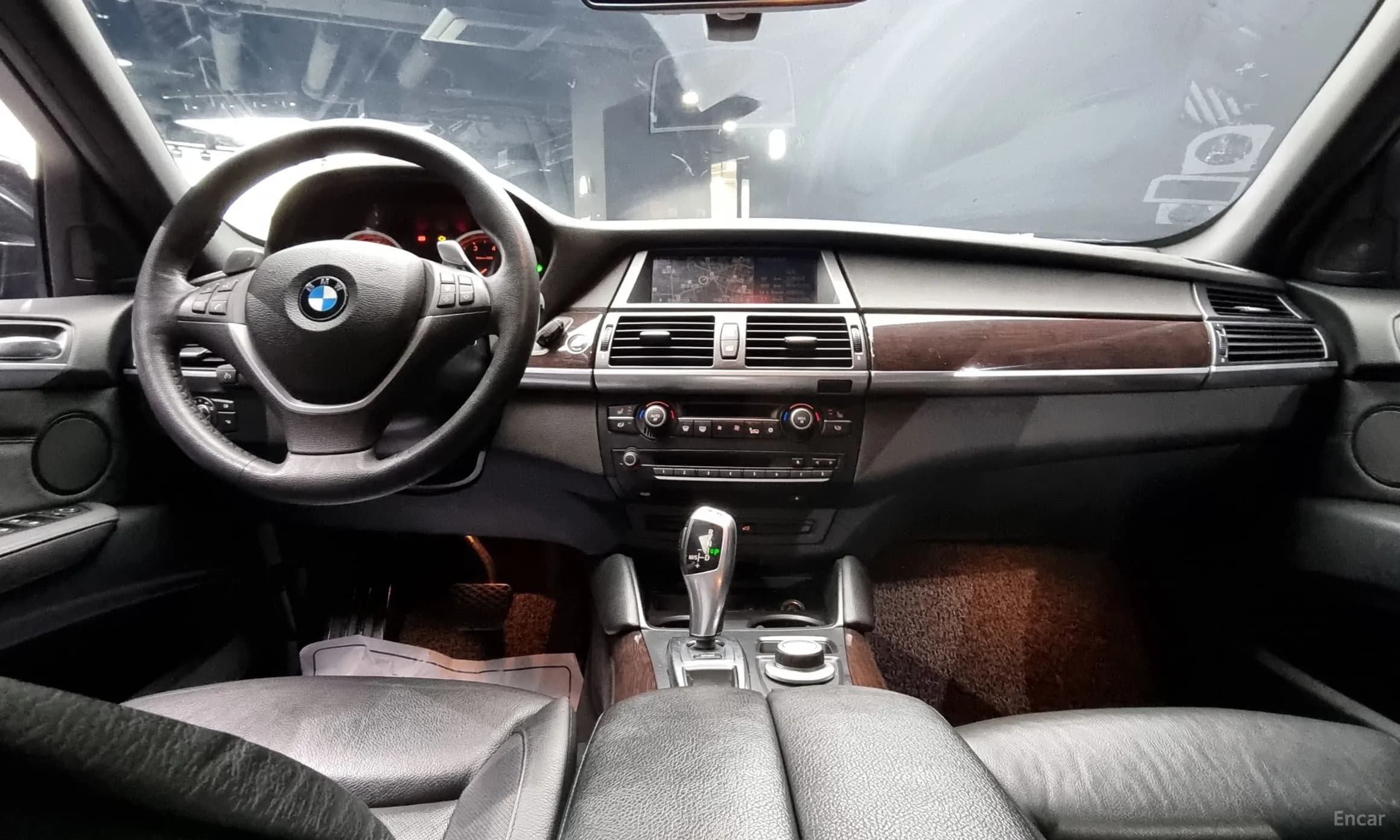 X6 (E71)