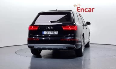 Q7 (4M)