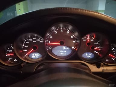 910