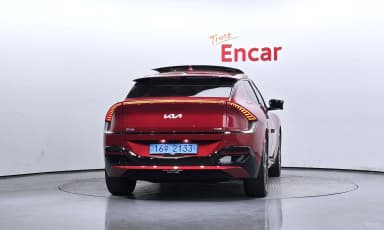 EV6