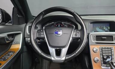 V60 Cross Country