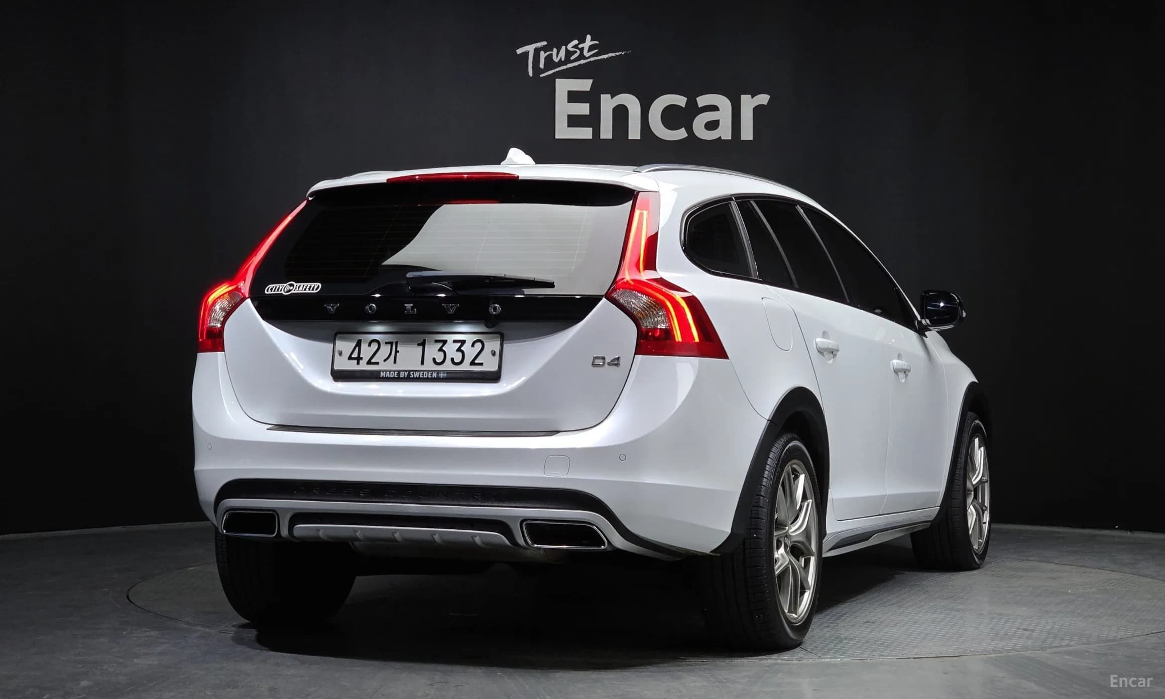 V60 Cross Country