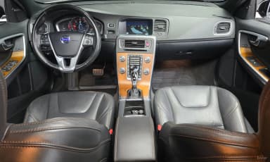 V60 Cross Country