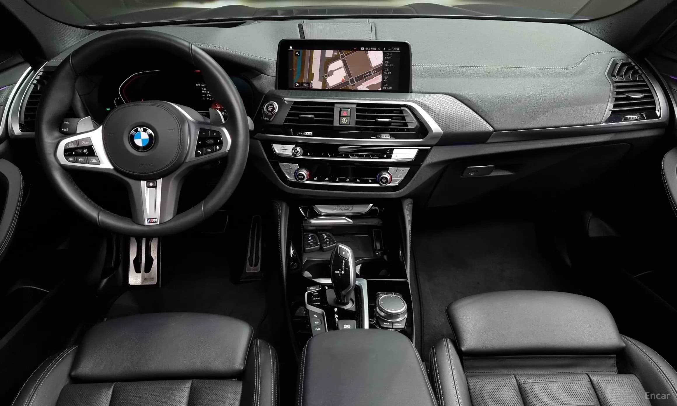 X4 (G02)