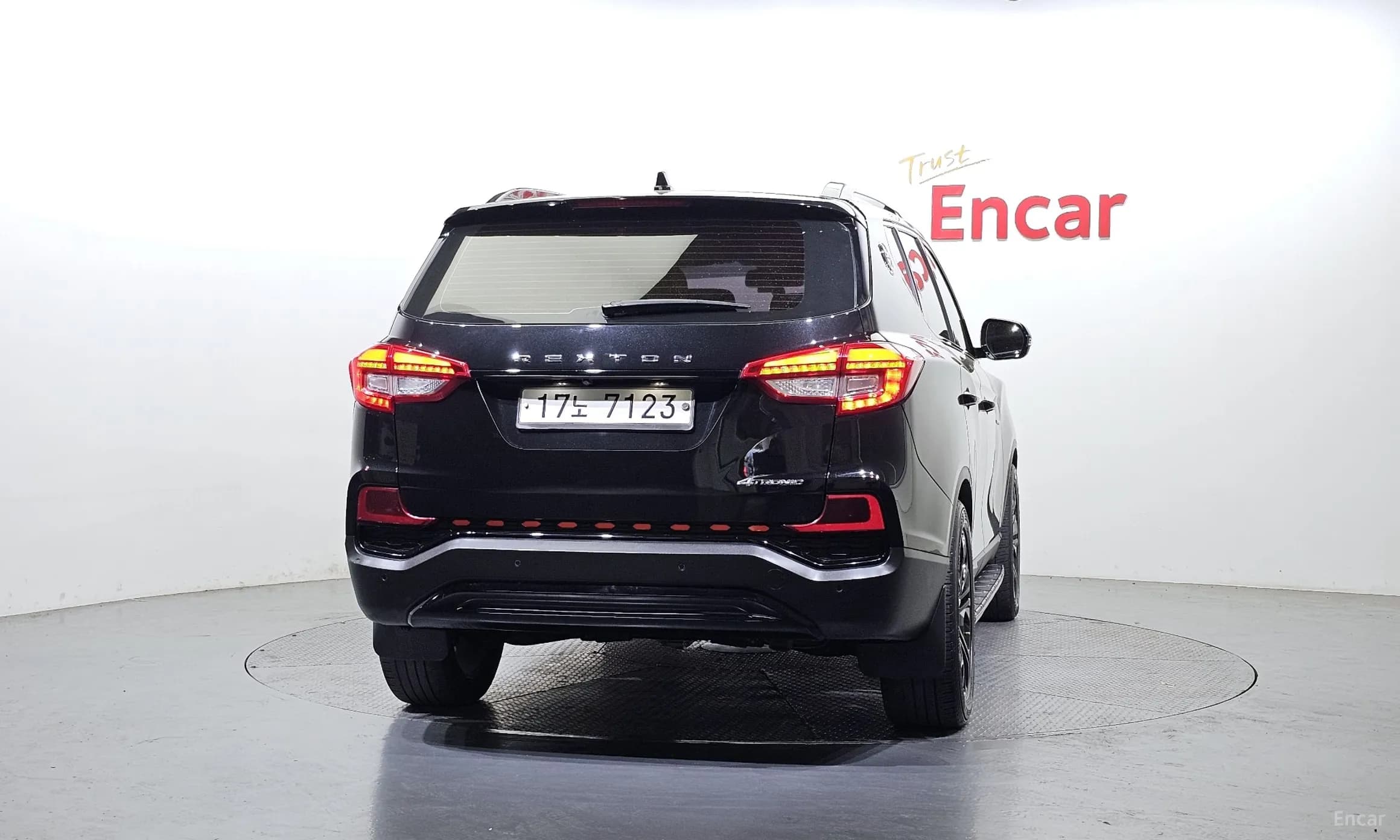 G4 Rexton
