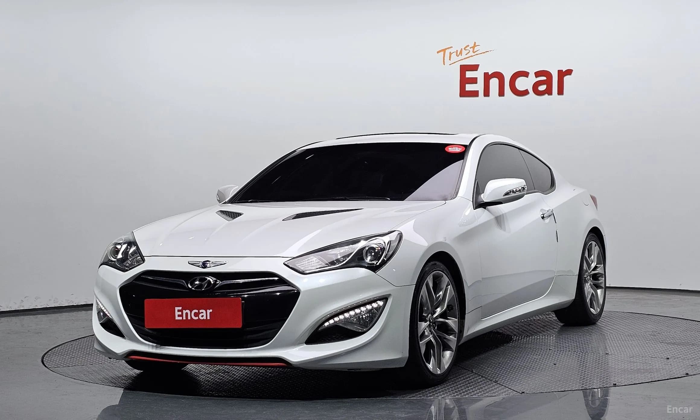 Genesis Coupe