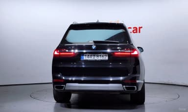 X7 (G07)