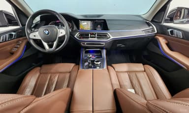 X7 (G07)