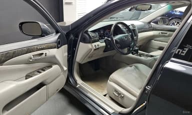 LS460